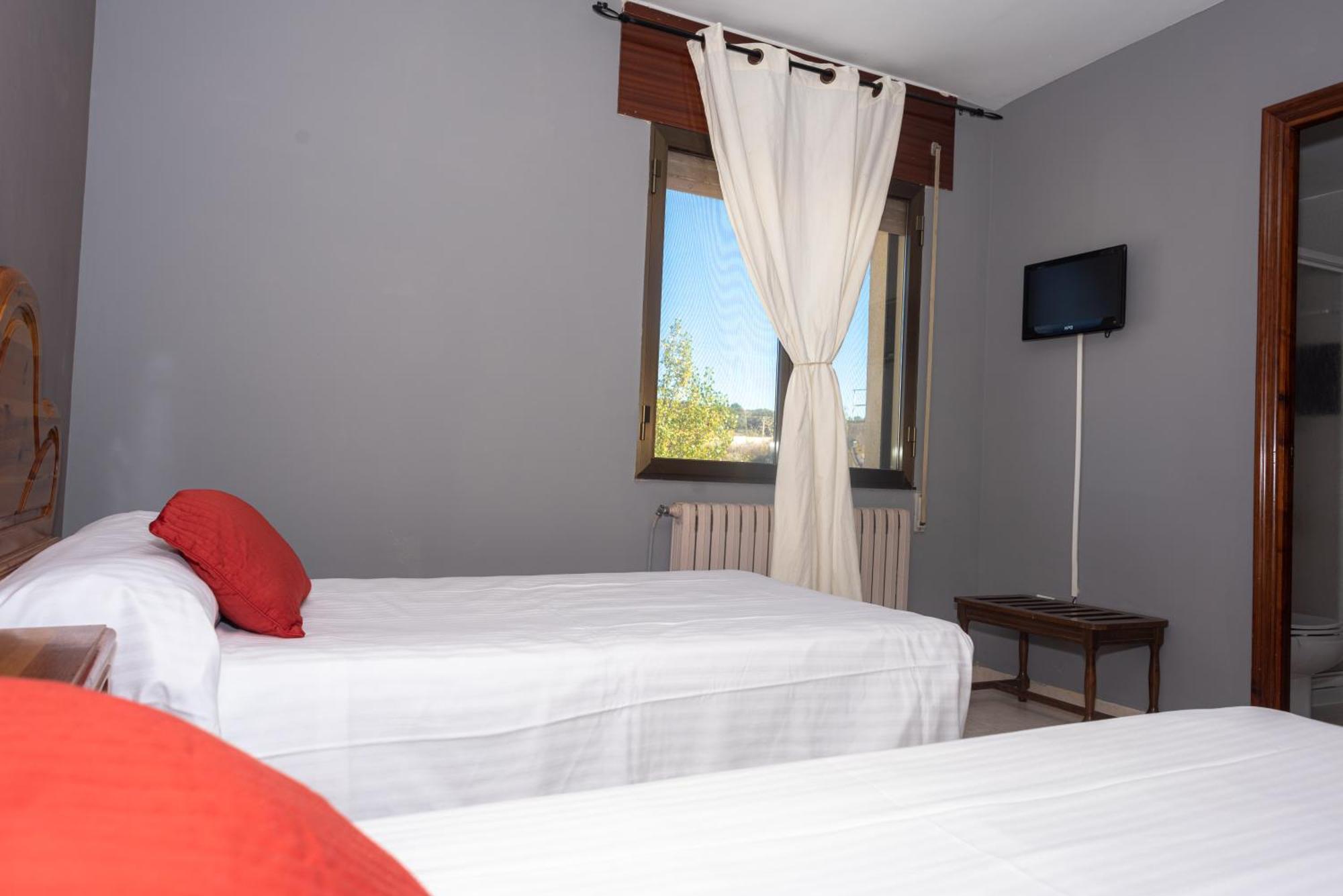 Hostal Venta De Valcorba Soria Exterior foto