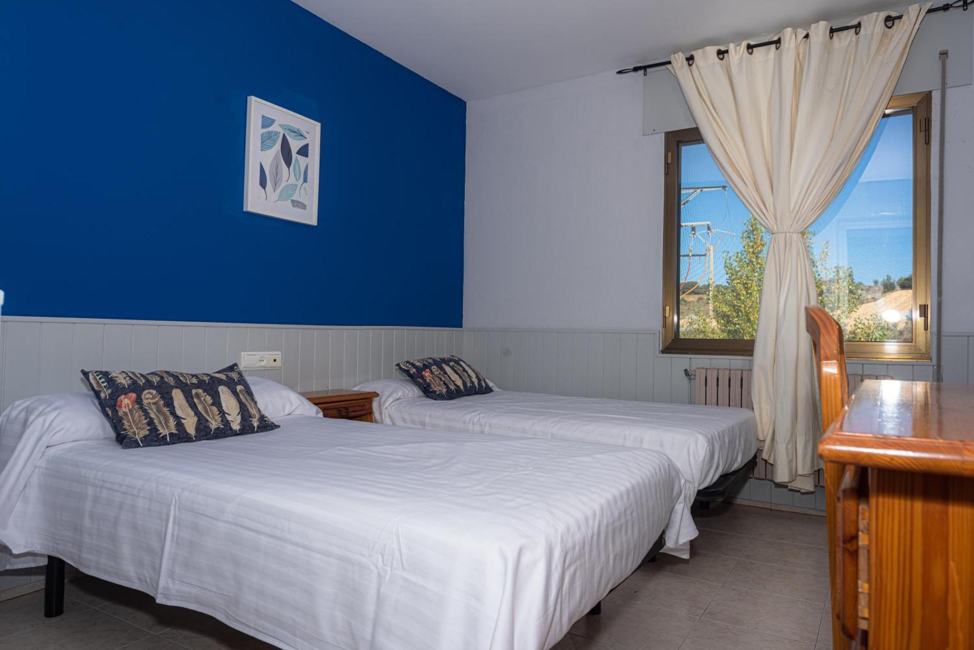 Hostal Venta De Valcorba Soria Exterior foto