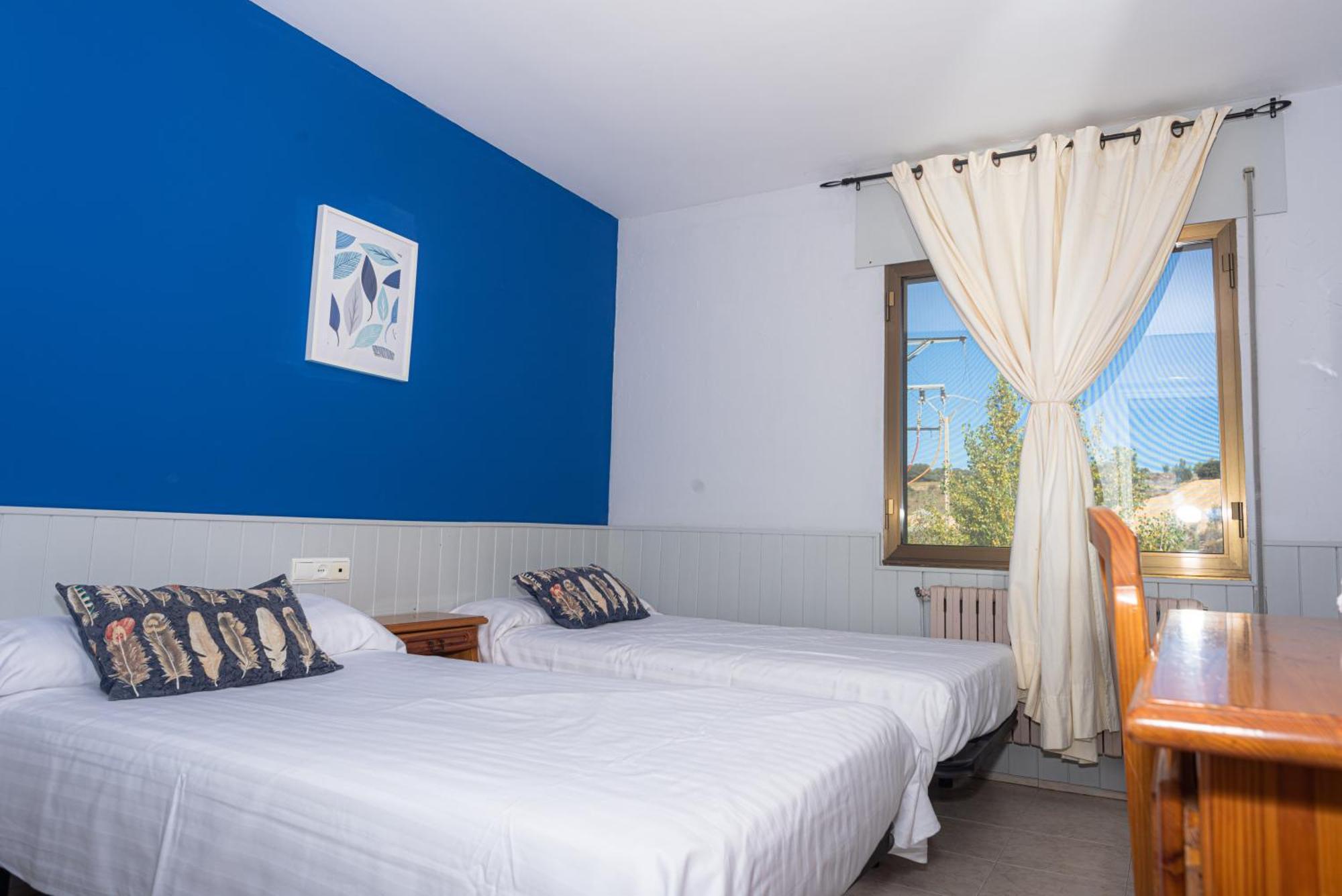 Hostal Venta De Valcorba Soria Exterior foto